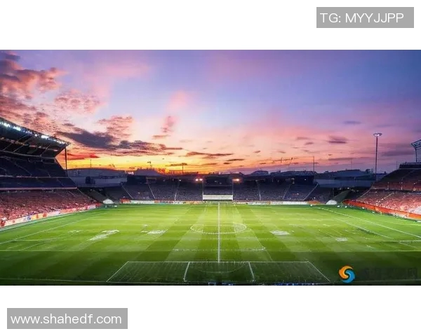 让足球飞翔在梦想的天空中追逐激情与荣耀的无限可能 让足球飞翔在梦想的天空中追逐激情与荣耀的无限可能